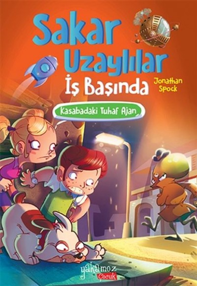 Kasabadaki Tuhaf Ajan - Sakar Uzaylılar İş Başında Kasabadaki Tuhaf Ajan - Sakar Uzaylılar İş Başında