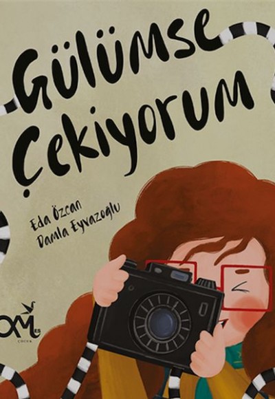 Gülümse Çekiyorum Gülümse Çekiyorum