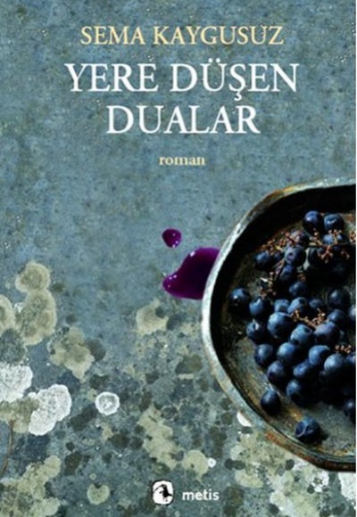 Yere Düşen Dualar Yere Düşen Dualar