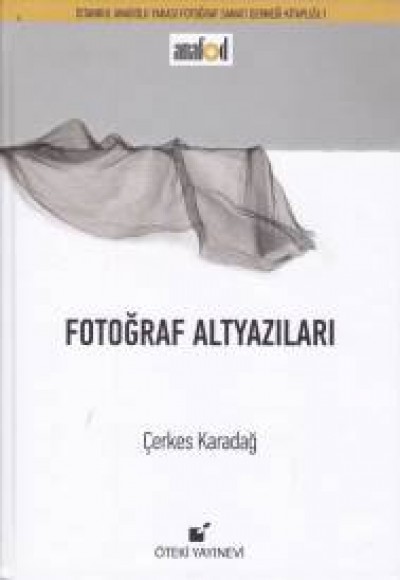 Fotoğraf Altyazıları (Ciltli) Fotoğraf Altyazıları (Ciltli)
