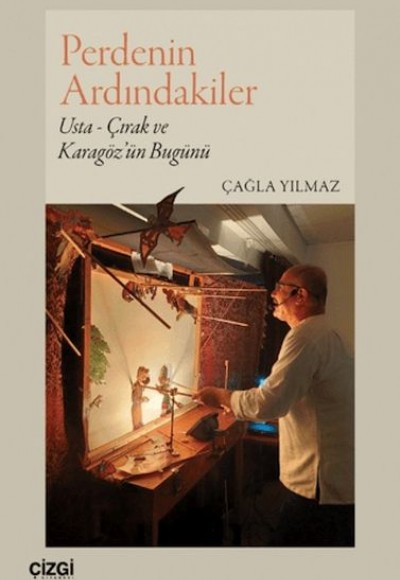 Perdenin Ardındakiler